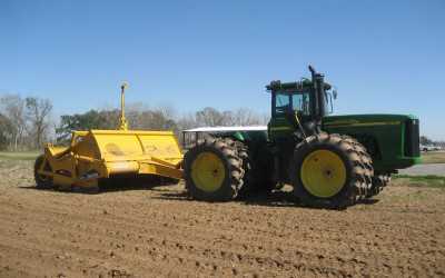 John Deere Versital Tractors with Dirt Pans